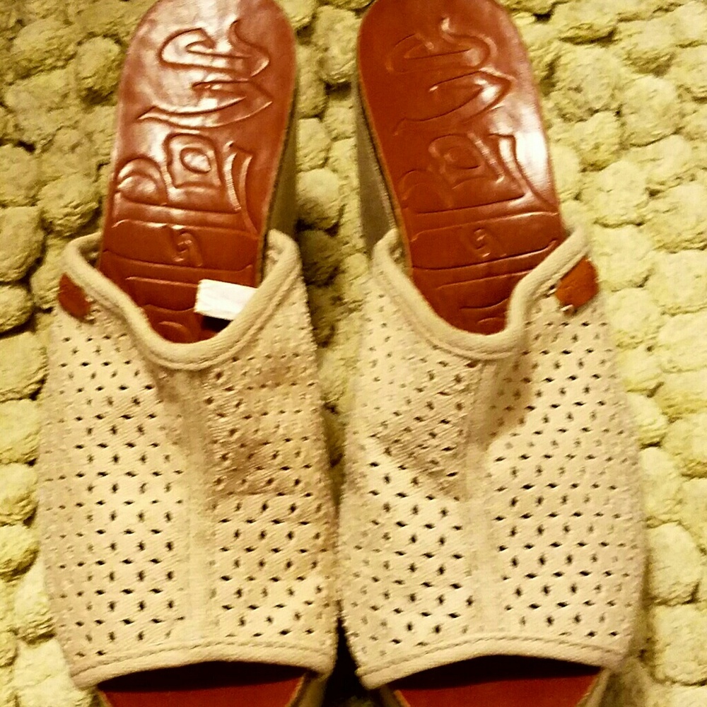 Wedge sandal
